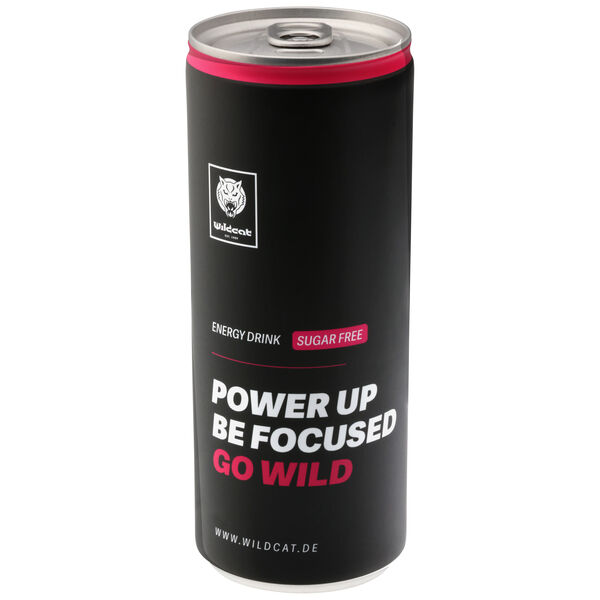 Schwarze Wildcat Energy Drink Dose mit pinkem Text auf weißem Hintergrund