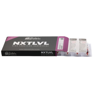 The Signature® Magnum Cartridges 10er Box Schwarze und lila Verpackung mit Tattoo-Nadeln auf weißem Hintergrund