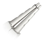 Apri anelli in acciaio inox argento su sfondo bianco