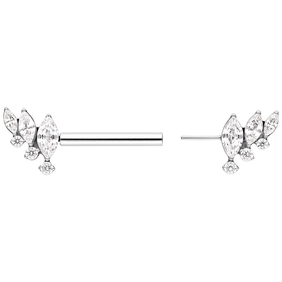 Barbell piercing argento con ali di cristallo su sfondo bianco
