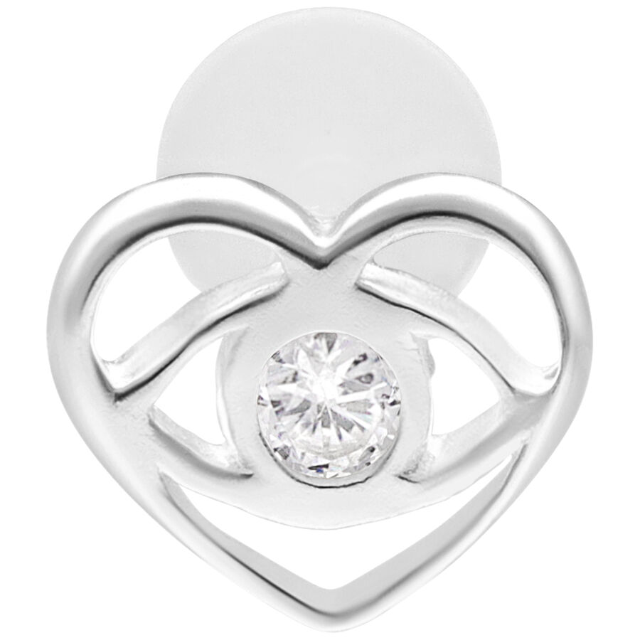 Labret de corazón plateado con cristal brillante sobre fondo blanco