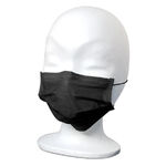 Mascarilla negra sobre una cabeza de modelo blanca en foto de estudio
