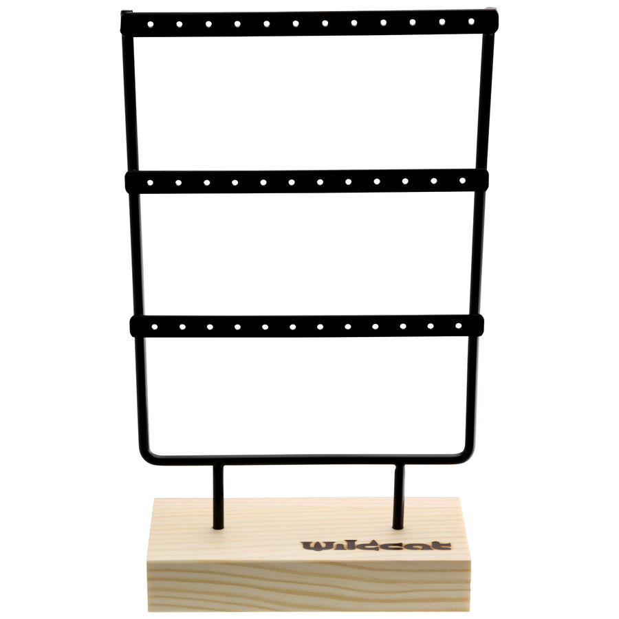 Schwarzes Metall-Display mit Holzsockel für Little Hoops, auf weißem Hintergrund