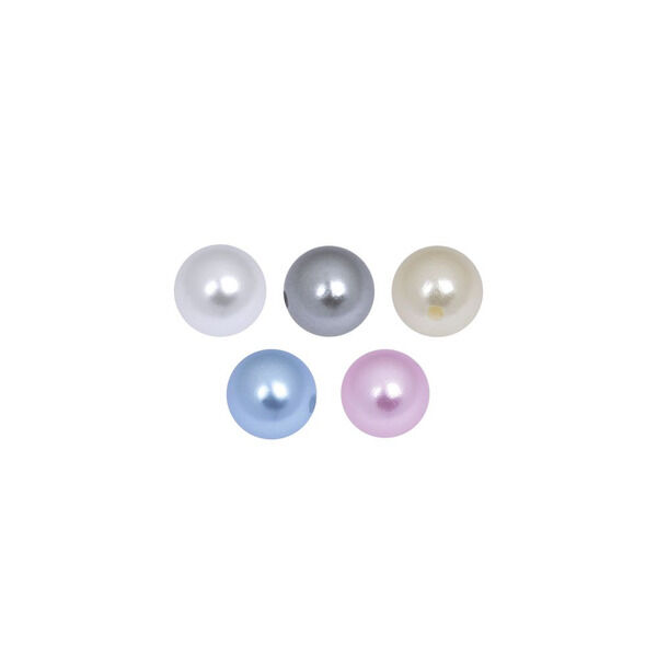 Cinco bolas de colores en plata, rosa, blanco, crema y azul claro sobre fondo blanco