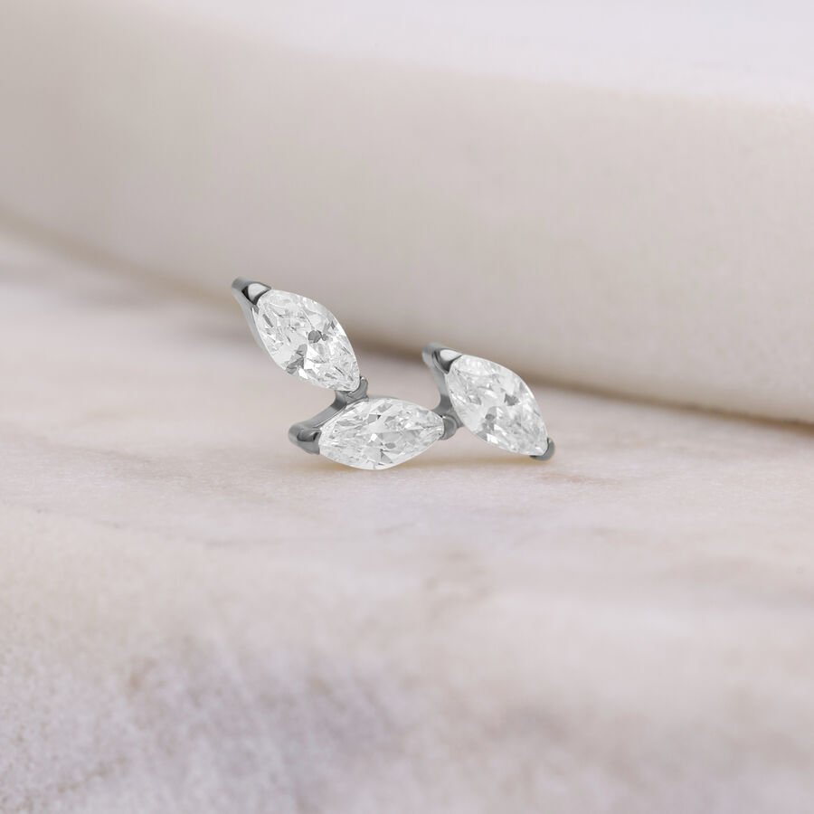 Accessorio Push Fit in argento con cristalli chiari su sfondo chiaro