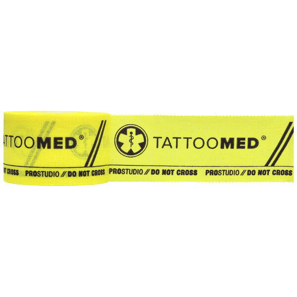Nastro Tattoomed Studio Pro giallo con stampa nera su sfondo bianco