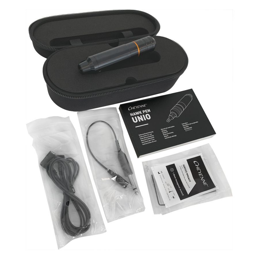 HAWK PEN Unio en estuche negro con cables y accesorios sobre fondo blanco