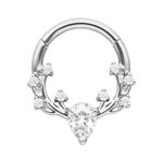 Silberner Piercing-Ring mit Kristallen, tropfenförmiger Stein, weißer Hintergrund