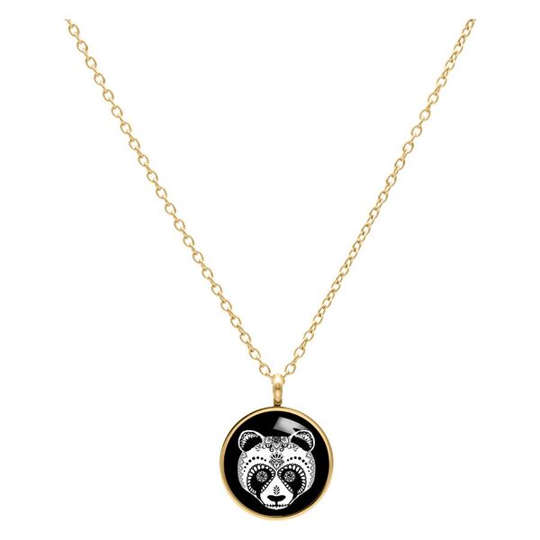 Goldene Kette mit schwarzem Panda-Anhänger auf weißem Hintergrund