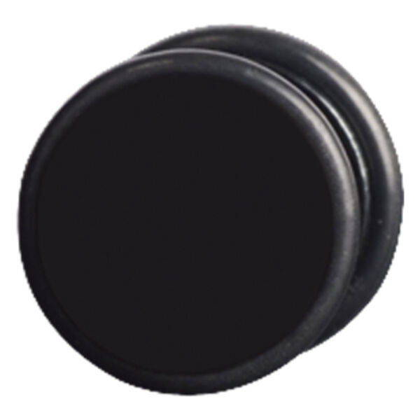 Pendiente negro en diseño de plug de acero quirúrgico sobre fondo blanco
