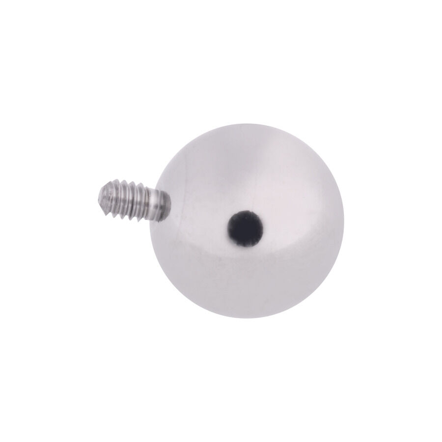 Rattleball in titanio argentato con filettatura esterna su sfondo bianco