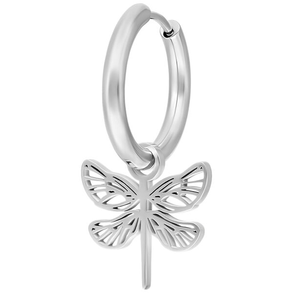 Orecchino color argento con ciondolo a farfalla su sfondo bianco