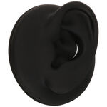 Accessorio nero per l'orecchio di forma ovale, fotografato lateralmente