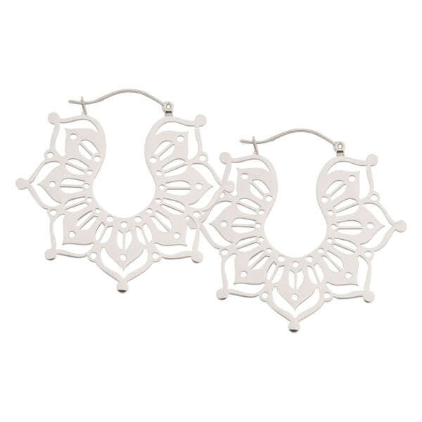 Pendientes Magnolia Hoops de plata de acero quirúrgico sobre fondo blanco