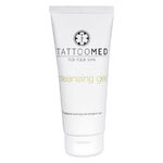 Tubo blanco de TattooMed® Gel de Limpieza 100ml sobre fondo neutro