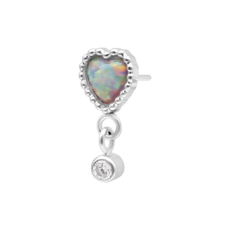 Attacco a forma di cuore con opale in oro bianco e zircone sospeso, su sfondo bianco