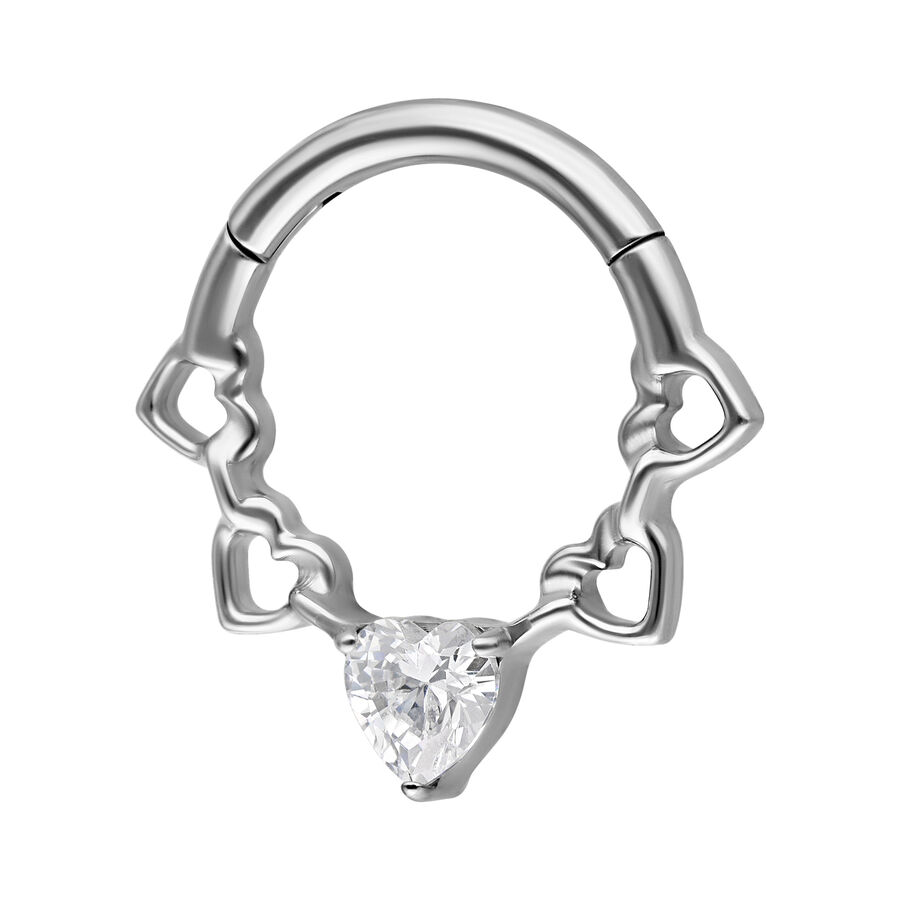 Clicker per setto argento con design a cuore e cristallo su sfondo bianco