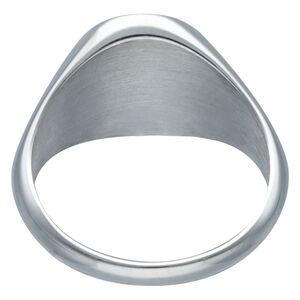 Silberner Ring aus Chirurgenstahl 316L auf weißem Hintergrund