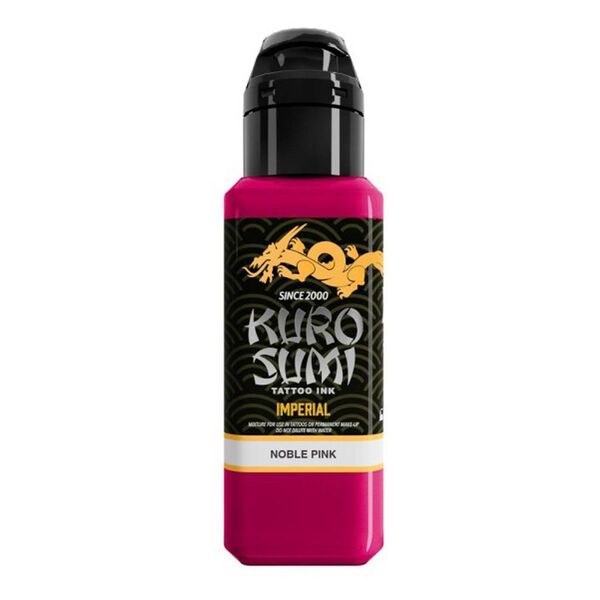 Kuro Sumi Tattoo Muste -pullo voimakkaassa pinkissä valkoisella taustalla