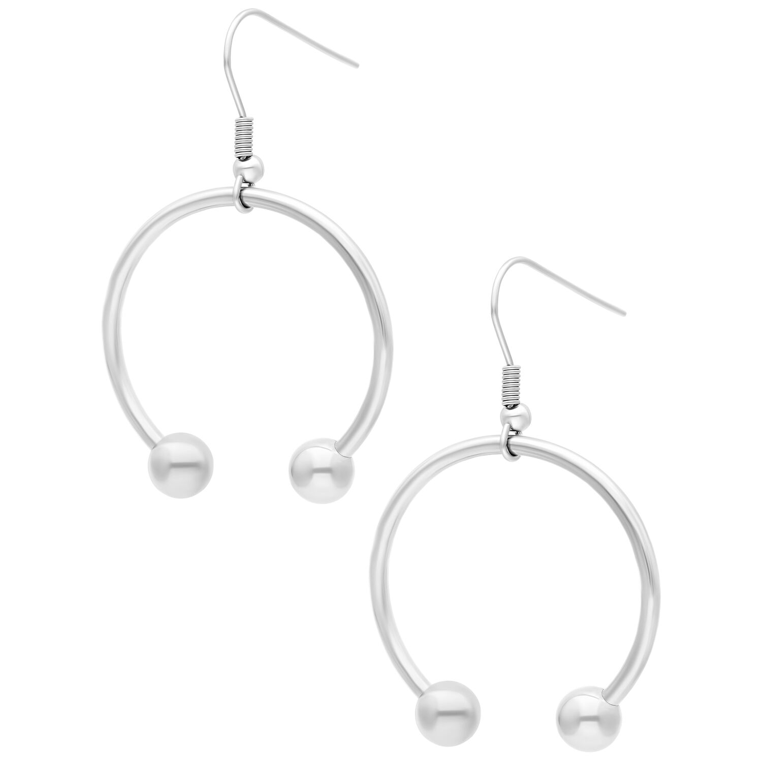 Silberne Circular Barbell Ohrringe aus Stahl Silberne Circular Barbell Ohrringe aus Chirurgenstahl auf weißem Hintergrund