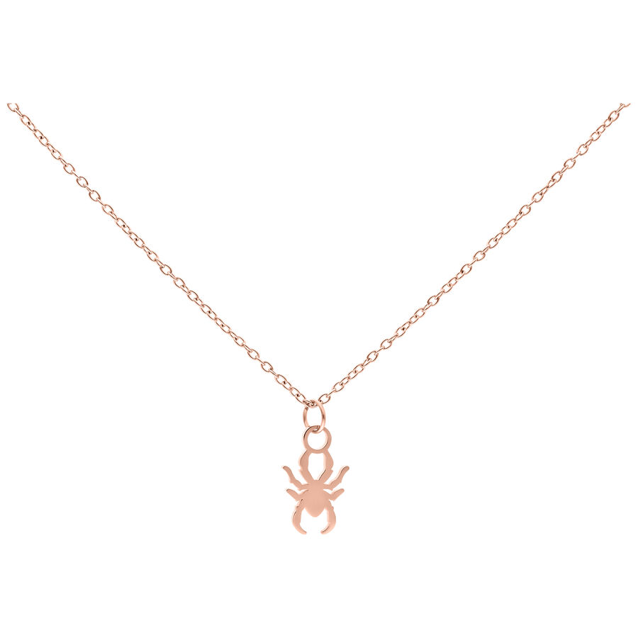 Collana in oro rosa con ciondolo a forma di ragno su sfondo bianco