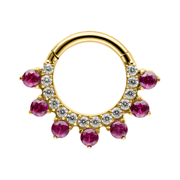 Anillo de piercing dorado con rubíes rojos y cristales claros sobre fondo blanco