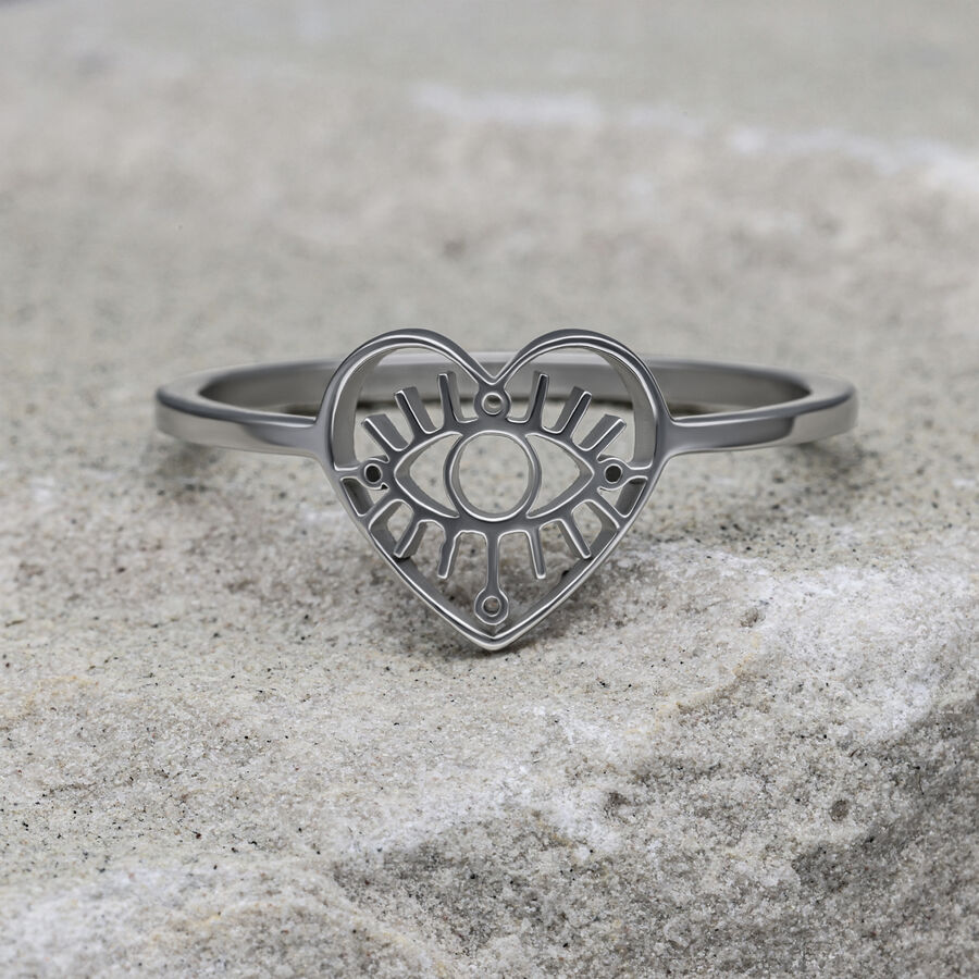 Anello argentato a forma di cuore con motivo occhio su pietra grigia