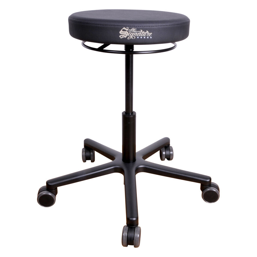 Taburete redondo de trabajo R1 Pro negro con asiento de cuero sintético y estructura de aluminio sobre fondo blanco