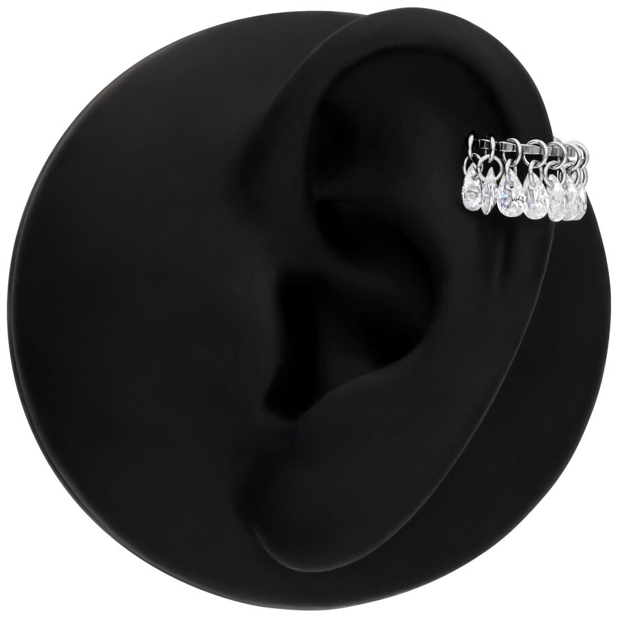 Clicker color argento con cristalli chiari su display nero per orecchio