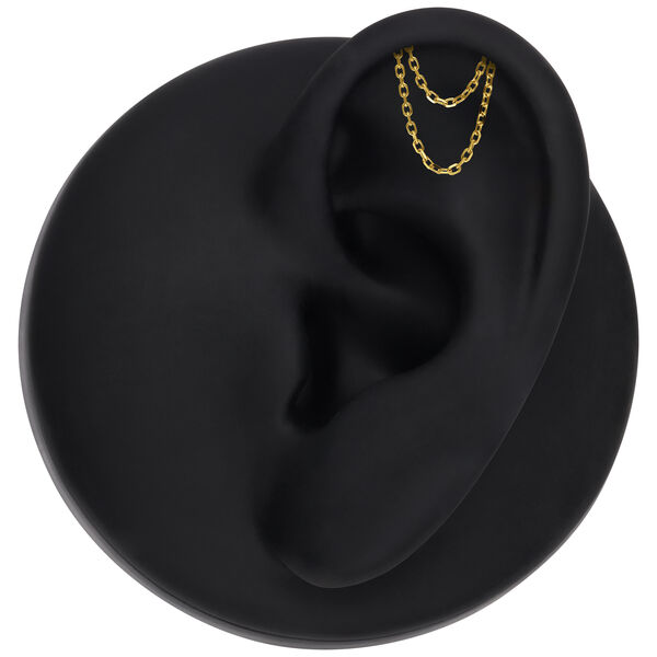 Accesorio de cadena dorado para helix sobre fondo negro con forma de oreja