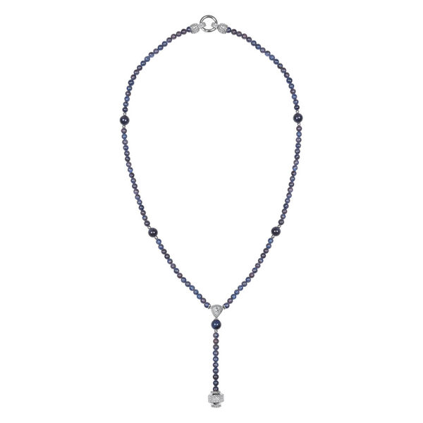 Collar azul vaquero de acero quirúrgico 316L con acentos plateados sobre fondo blanco