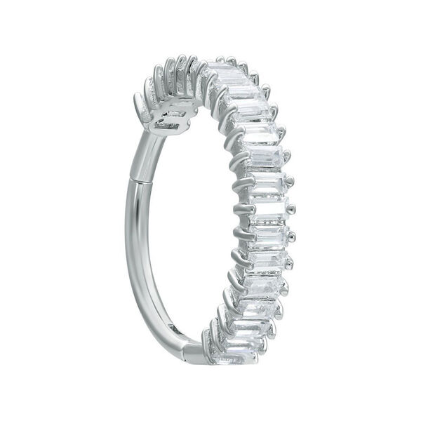 Anello piercing Euphoria Clicker argento con cristalli chiari su sfondo bianco