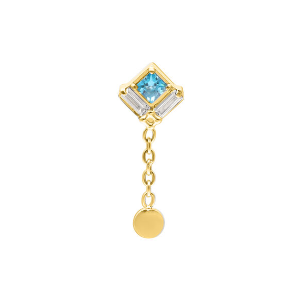 Collana dorata con pendente quadrato in cristallo chiaro, su sfondo bianco