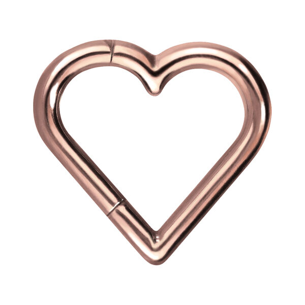 Clicker de piercing en forma de corazón de titanio en oro rosa sobre fondo blanco
