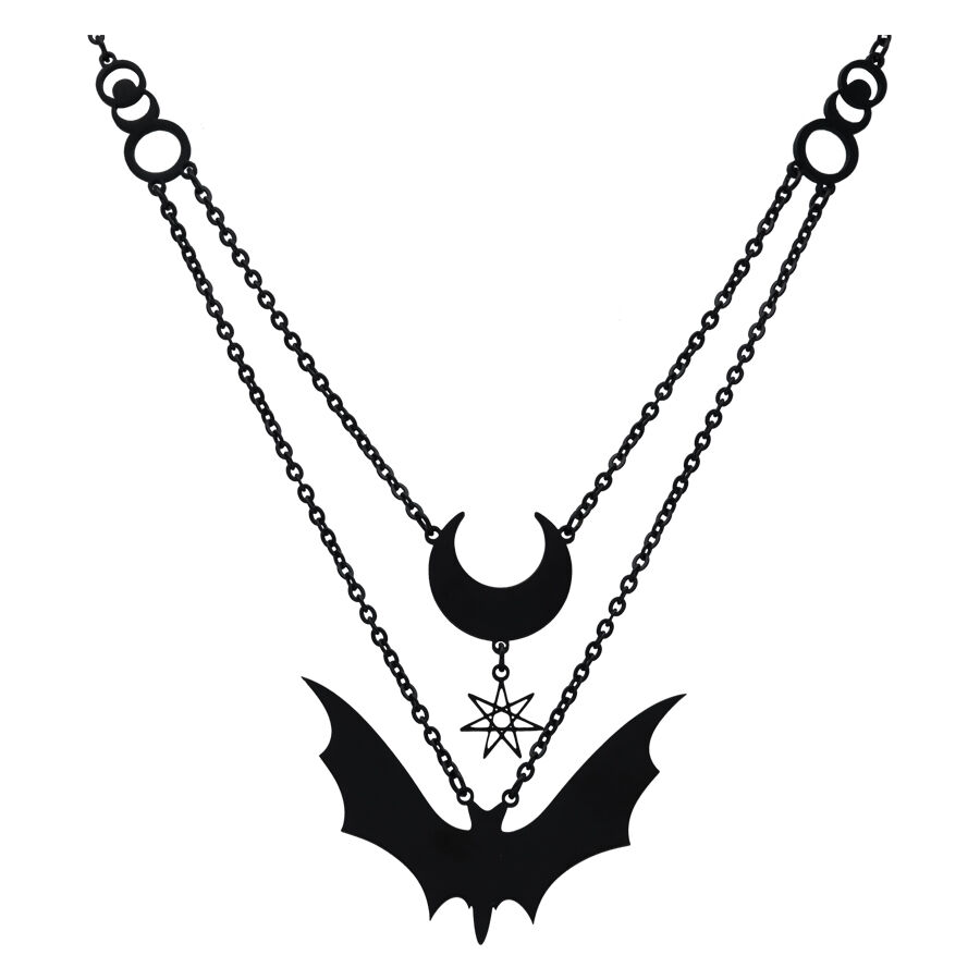 Collana nera con ciondolo a mezzaluna e pipistrello su sfondo bianco