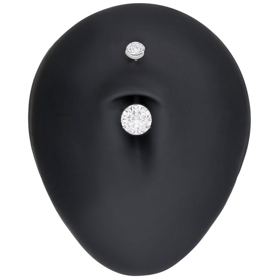 Bananabell in argento con due cristalli chiari su sfondo nero