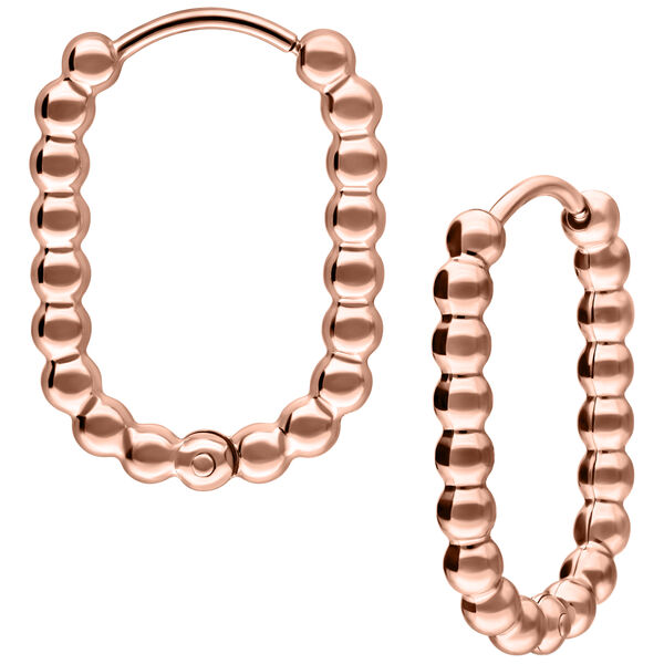 Dos brillantes aros ovalados de oro rosado sobre fondo blanco