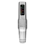 Máquina de tatuar FK Irons Microbeau Flux Mini plateada sobre fondo blanco