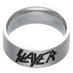 Silberner Ring mit Slayer Logo auf weißem Hintergrund