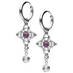 Due orecchini a cerchio in argento con ametista viola e pendente di cristallo trasparente su sfondo bianco