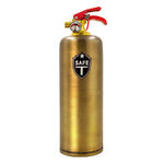 Eleganter Feuerlöscher aus Messing mit rotem Griff auf weißem Hintergrund