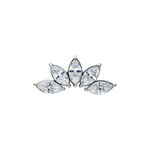 Attacco Marquise argento con cinque cristalli chiari su sfondo bianco