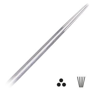 Runde Liner Tattoonadeln aus Chirurgenstahl Silberne runde Tattoonadeln aus Chirurgenstahl mit langem Taper auf weißem Hintergrund