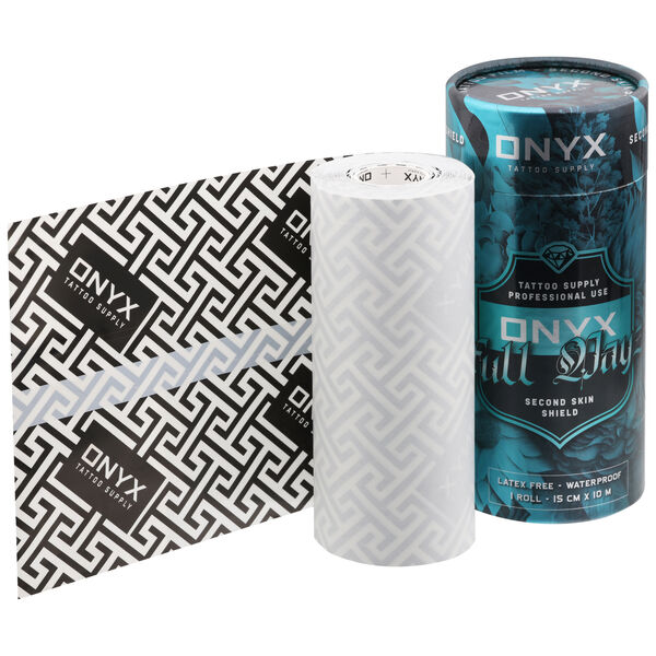Rotolo di pellicola per tatuaggi e confezione in design Onyx su sfondo bianco