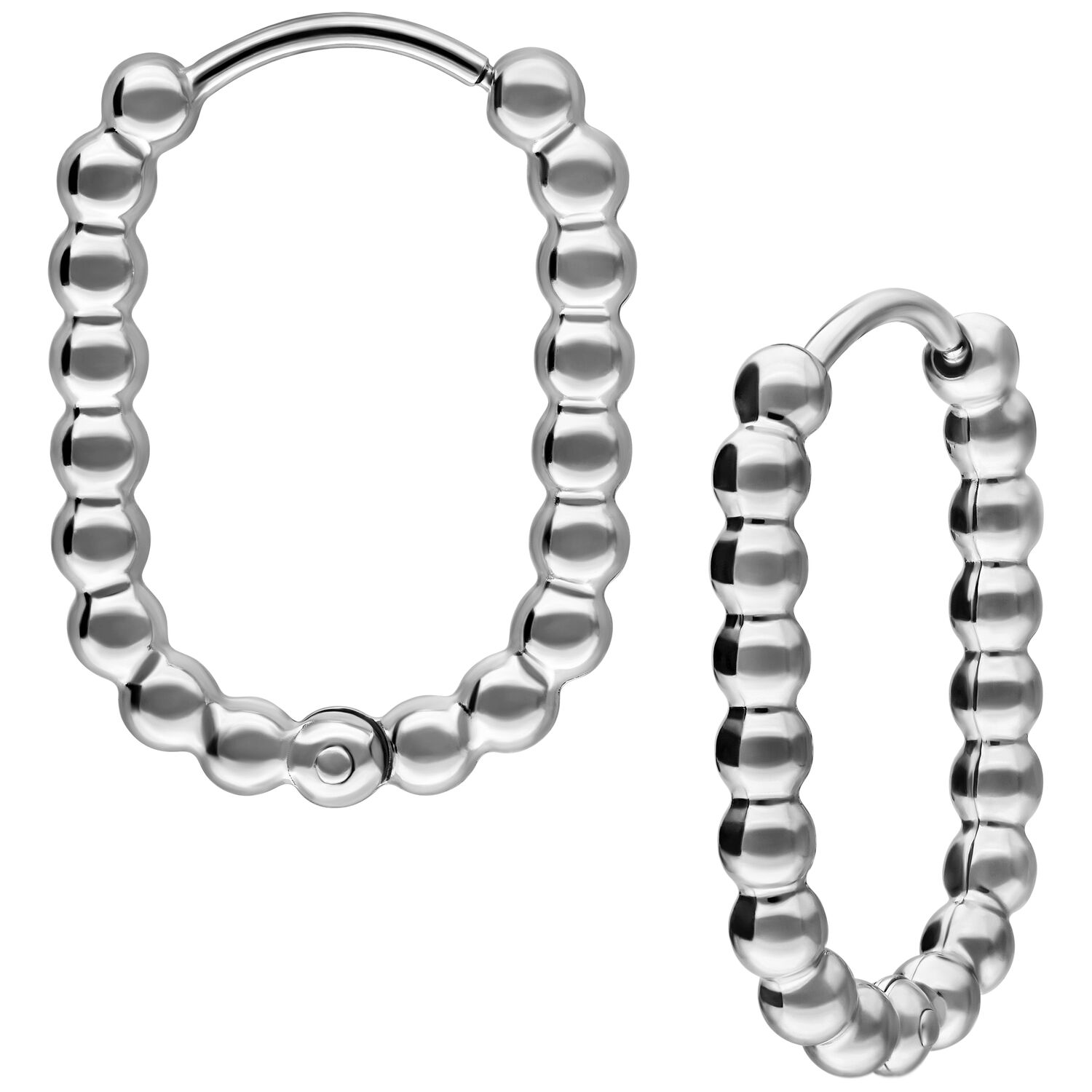 Oval Bubble Hoops aus Chirurgenstahl in Silber Silberne ovale Bubble Hoops aus Chirurgenstahl vor weißem Hintergrund