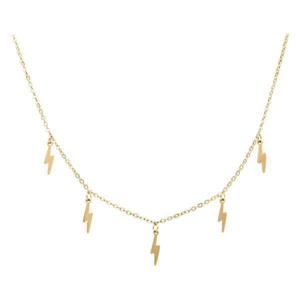 Collar dorado con colgantes de rayos sobre fondo blanco