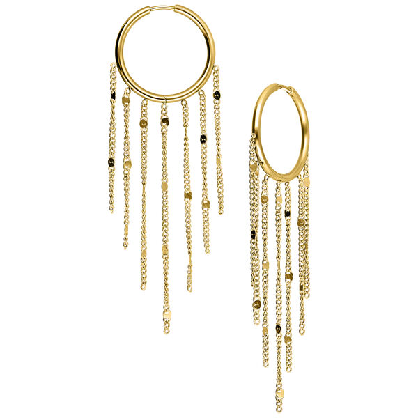 Aros dorados con borlas y colgantes de cadena sobre fondo blanco