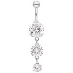 Piercing all'ombelico in argento con tre cristalli chiari su sfondo bianco
