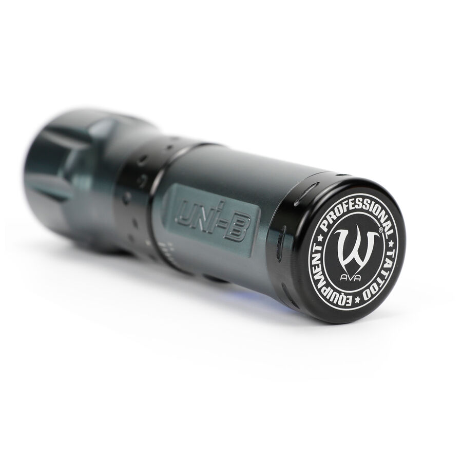 Macchina per tatuaggi wireless grigia con impugnatura da 38 mm su sfondo bianco