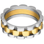 Silber-goldener Ring mit gewelltem Design auf weißem Hintergrund